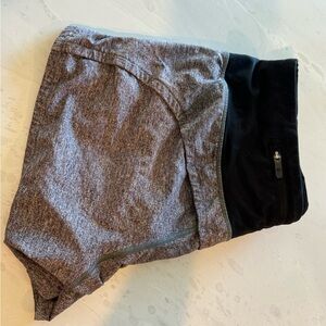 Lululemon Speed Up Low-Rise Lined Short 2.5 size 4